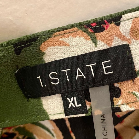 1. STATE Womens Floral Sleeveless V Neck Tie Tank - Picture 9 of 10